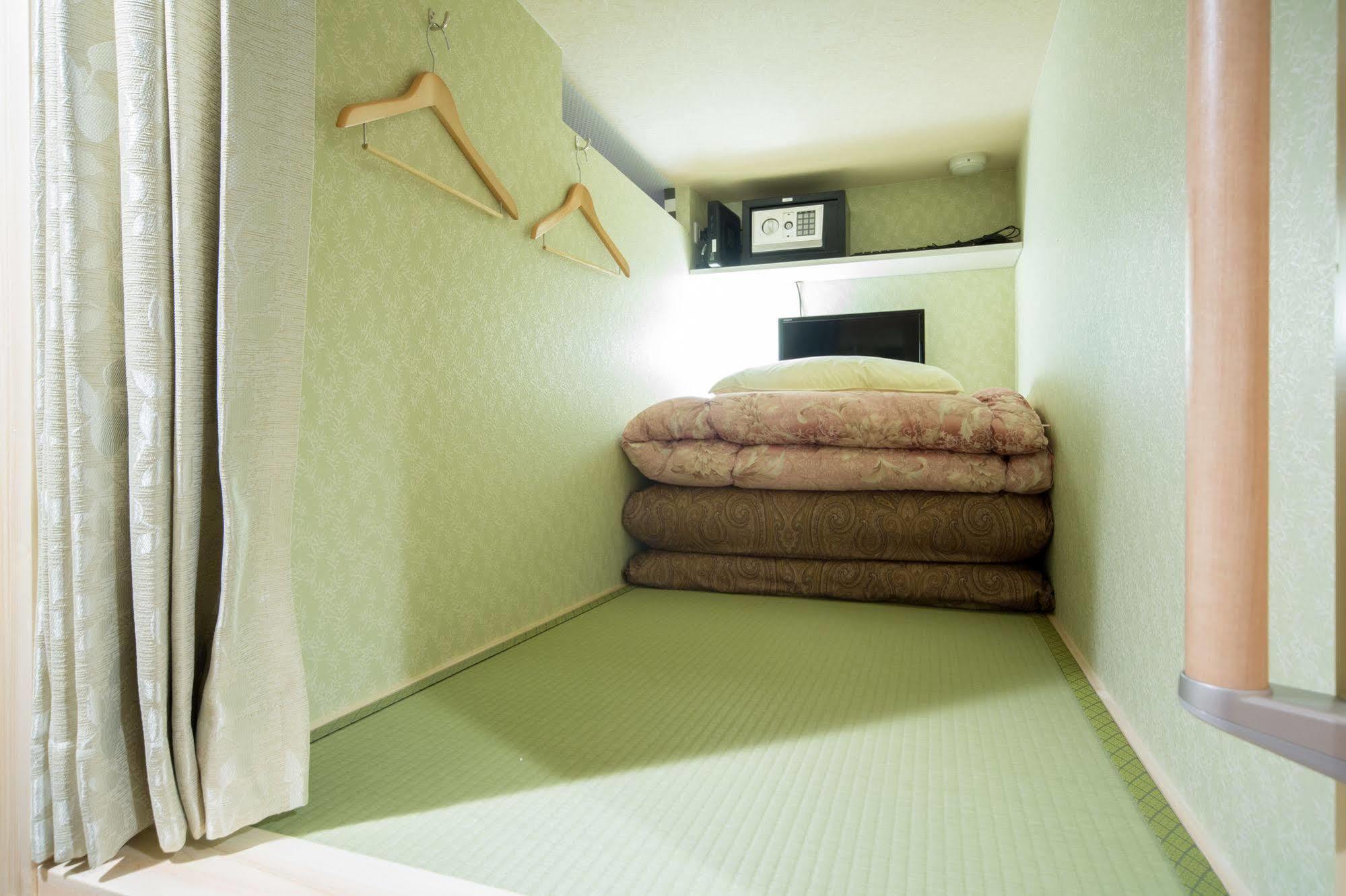 Hostel Wasabi Nagoya Ekimae Kültér fotó