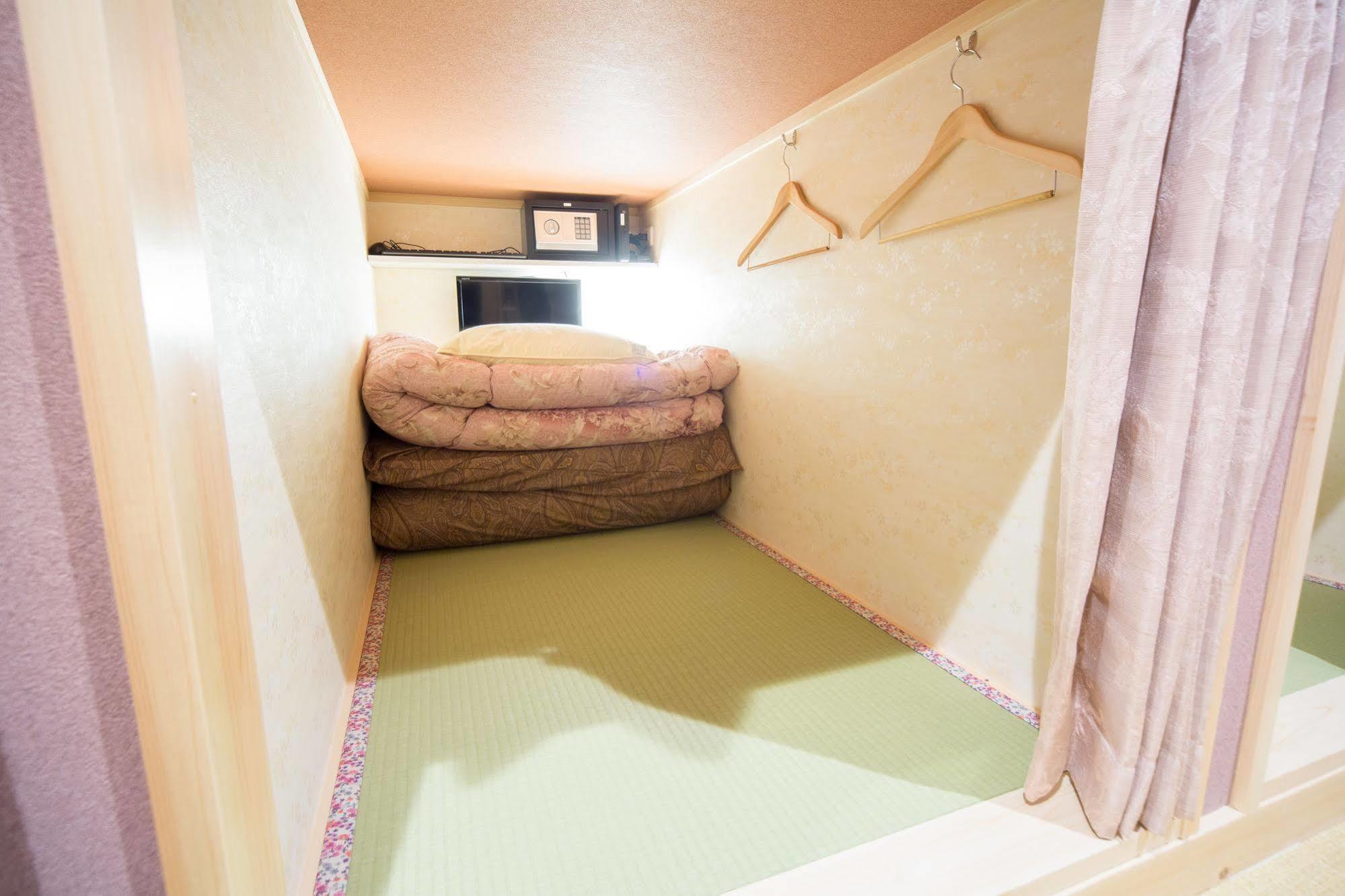 Hostel Wasabi Nagoya Ekimae Kültér fotó
